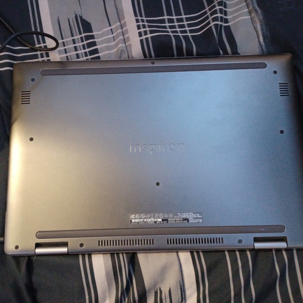 Dell inspirion 15 7579